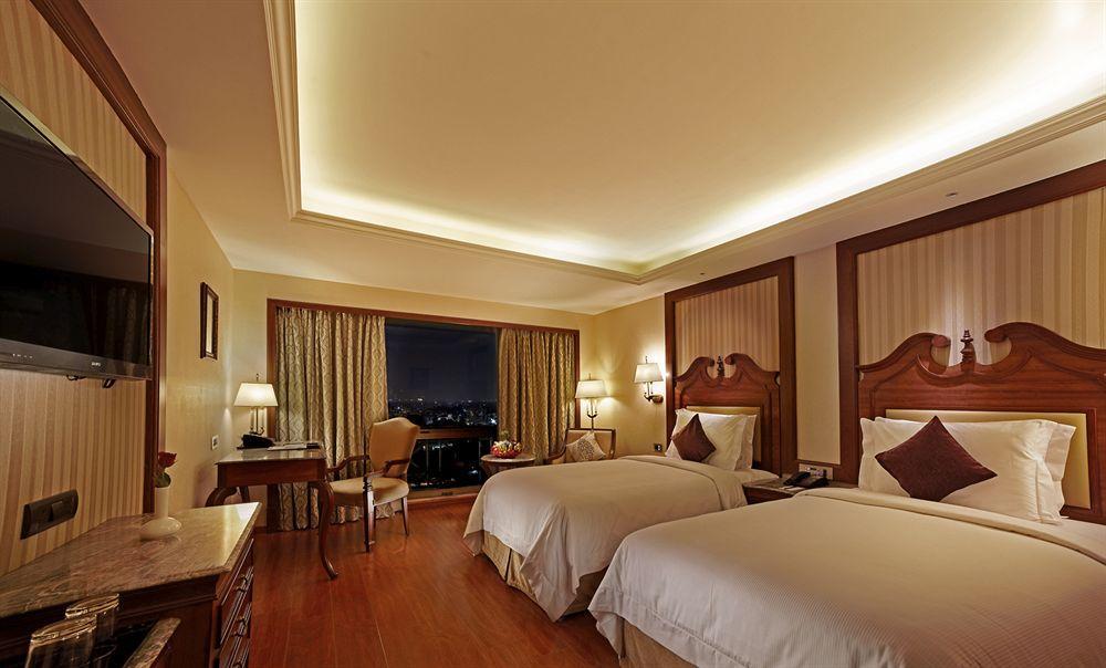Hablis Chennai Hotel Ngoại thất bức ảnh