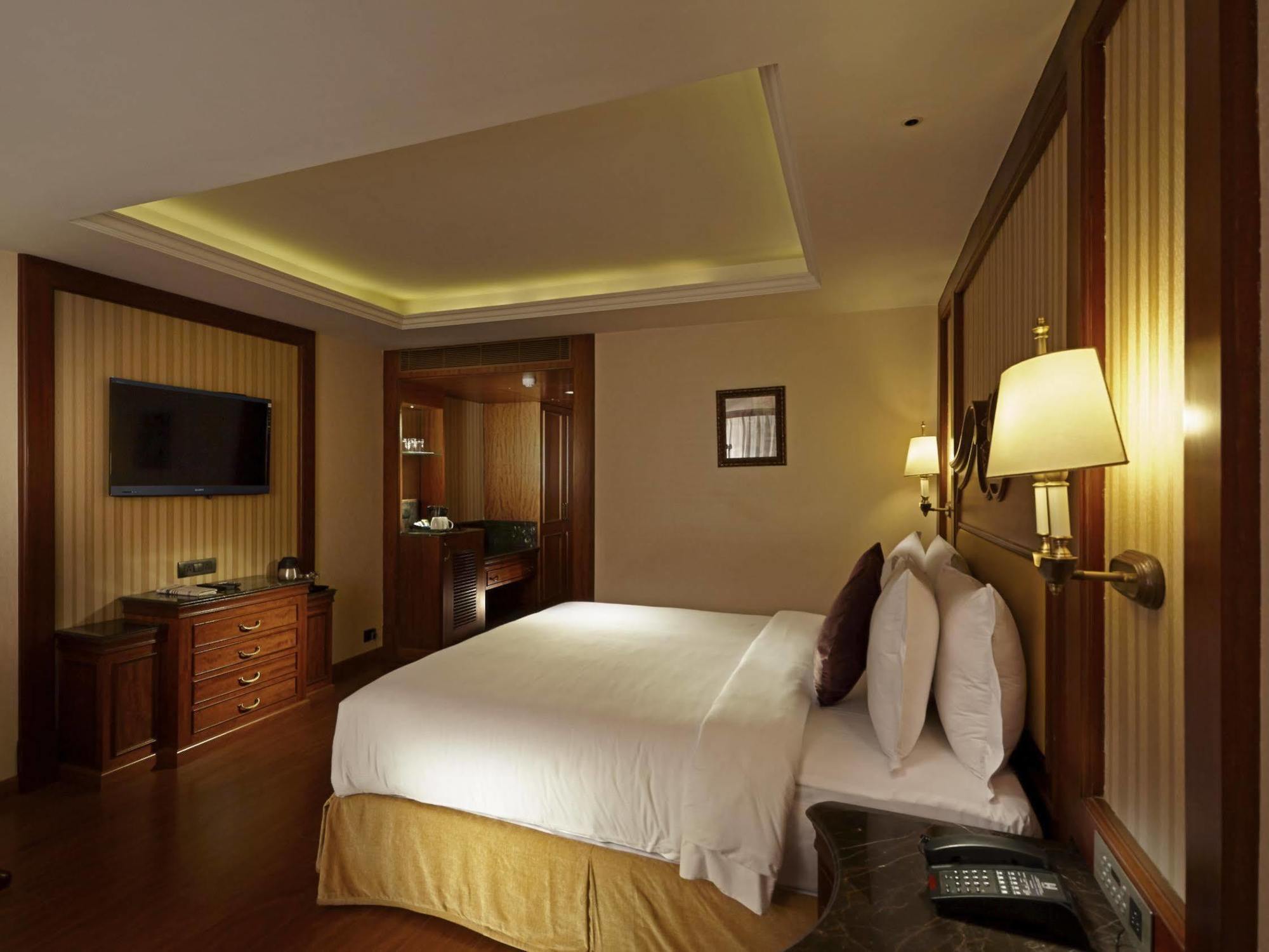 Hablis Chennai Hotel Ngoại thất bức ảnh